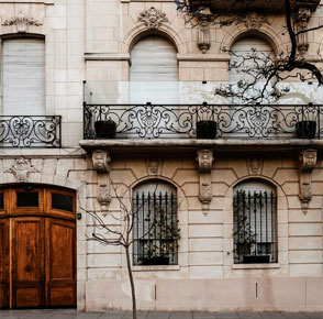 Fachadas-y-patrimoniales fachada de edificio histórico