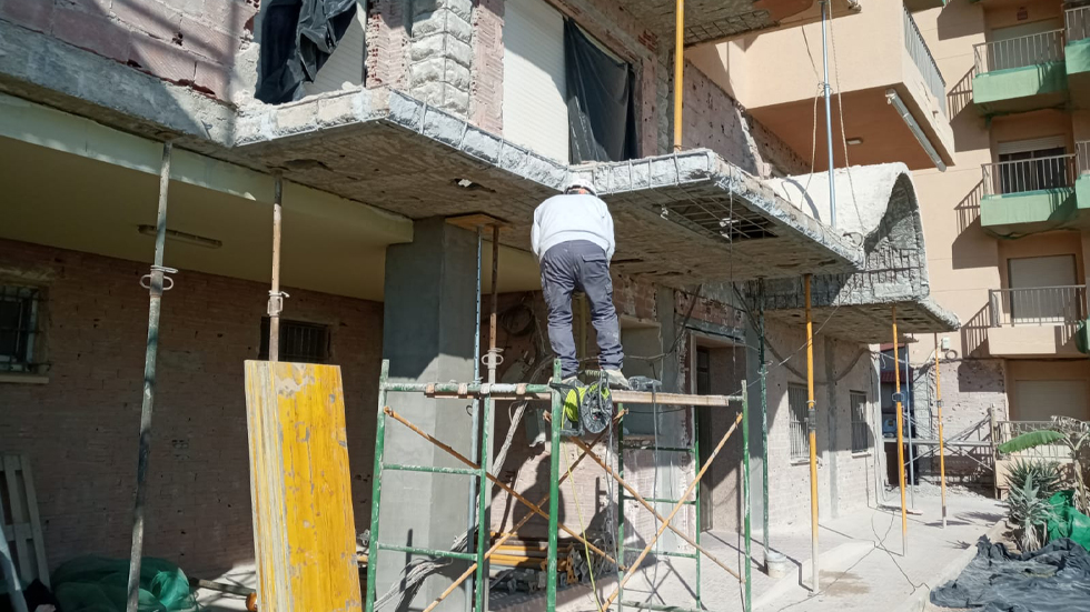 rehabilitación de cantos de forjado con Rosmur